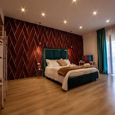 Easy Boarding Hotel Nápoly Kültér fotó